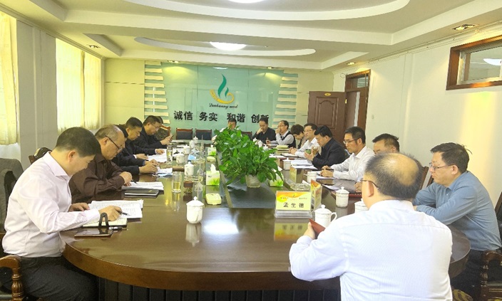 市委常委、副市長張秀林到敦煌種業(yè)調(diào)研